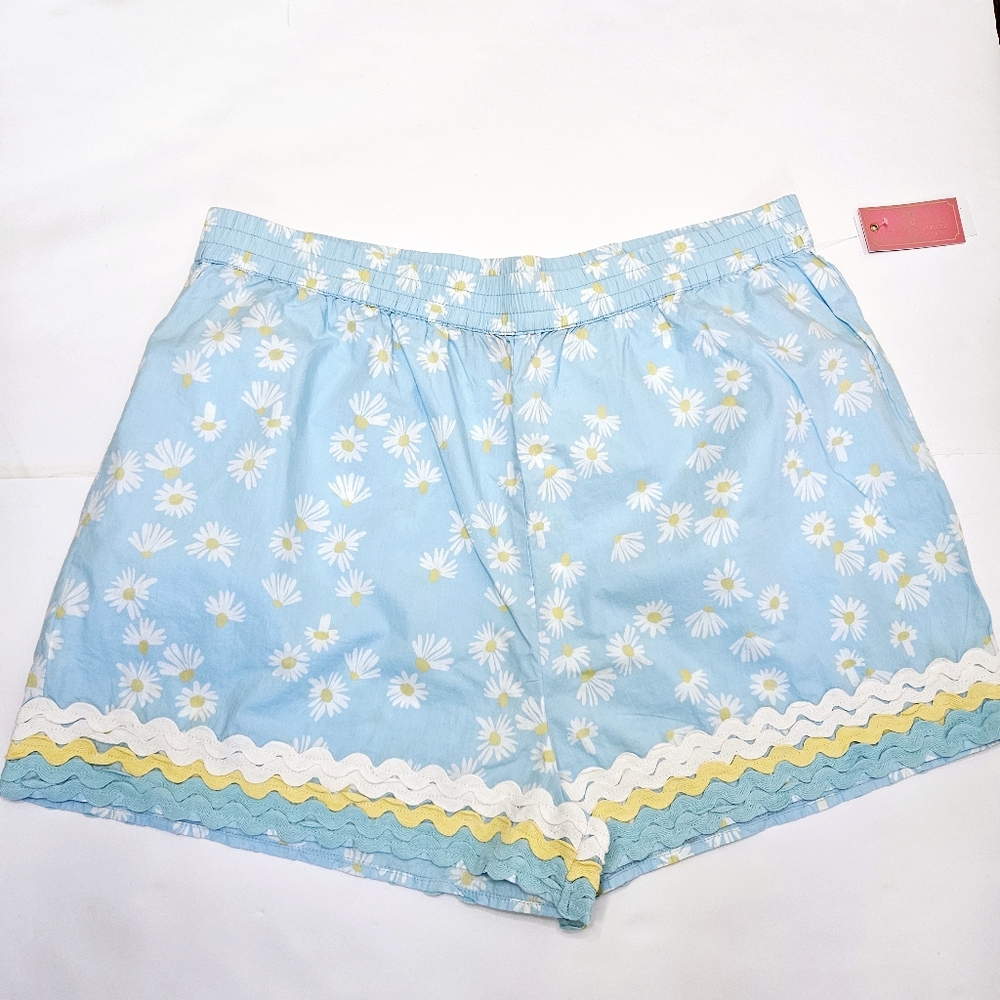 Simply Southern Blue Shorts with White Flowers Women's Size XL NEW
